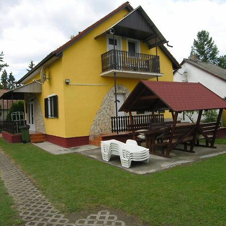 Holiday Home In Balatonmariafuerdo 19426 Exterior foto